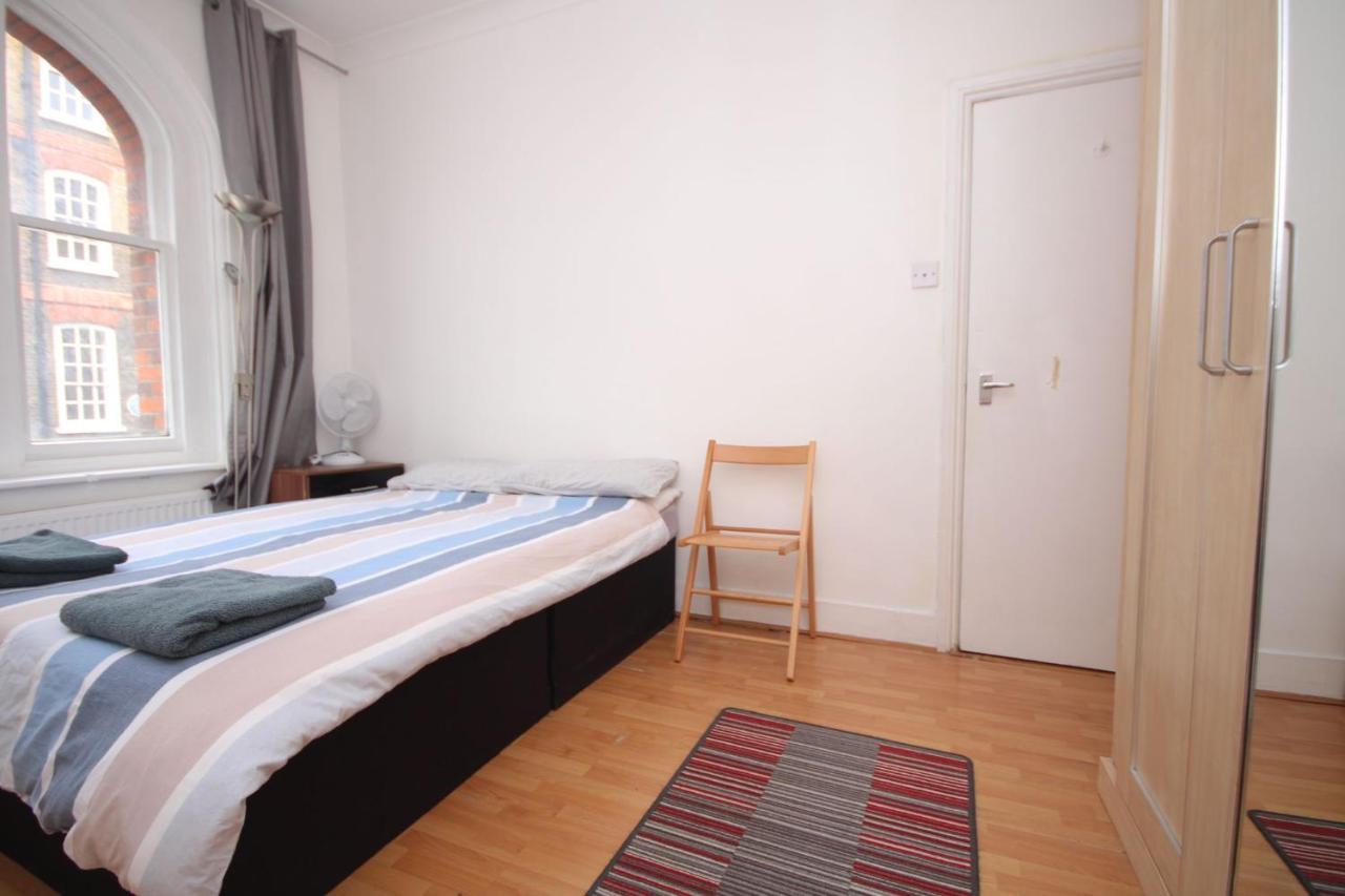 Great Flat Located In Trendy Soho Apartman London Kültér fotó